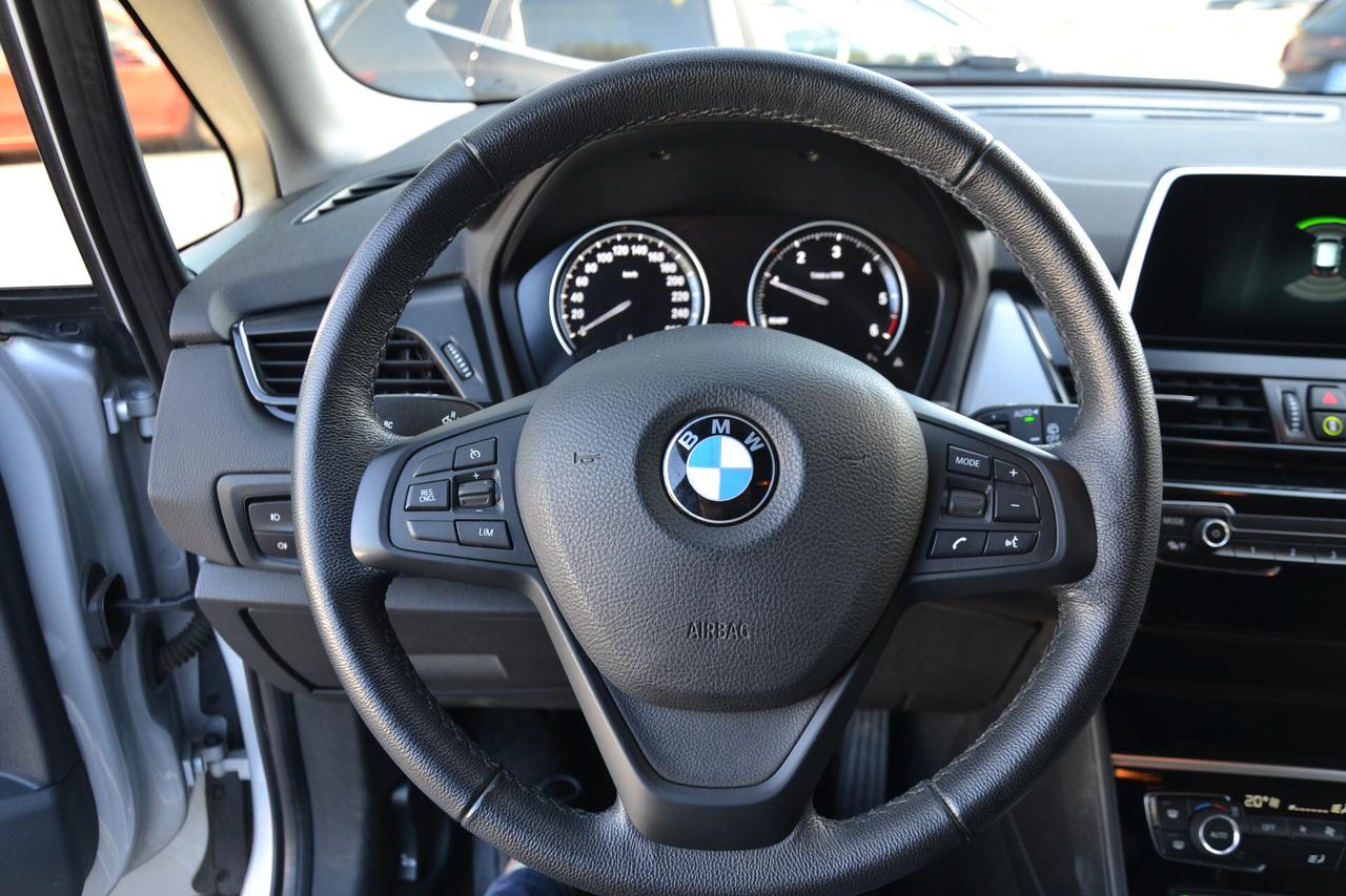 BMW 216 D ACTIVE TOURER AUT.+FULL LED+NAVI+PDC+CRUISE+CERCHI