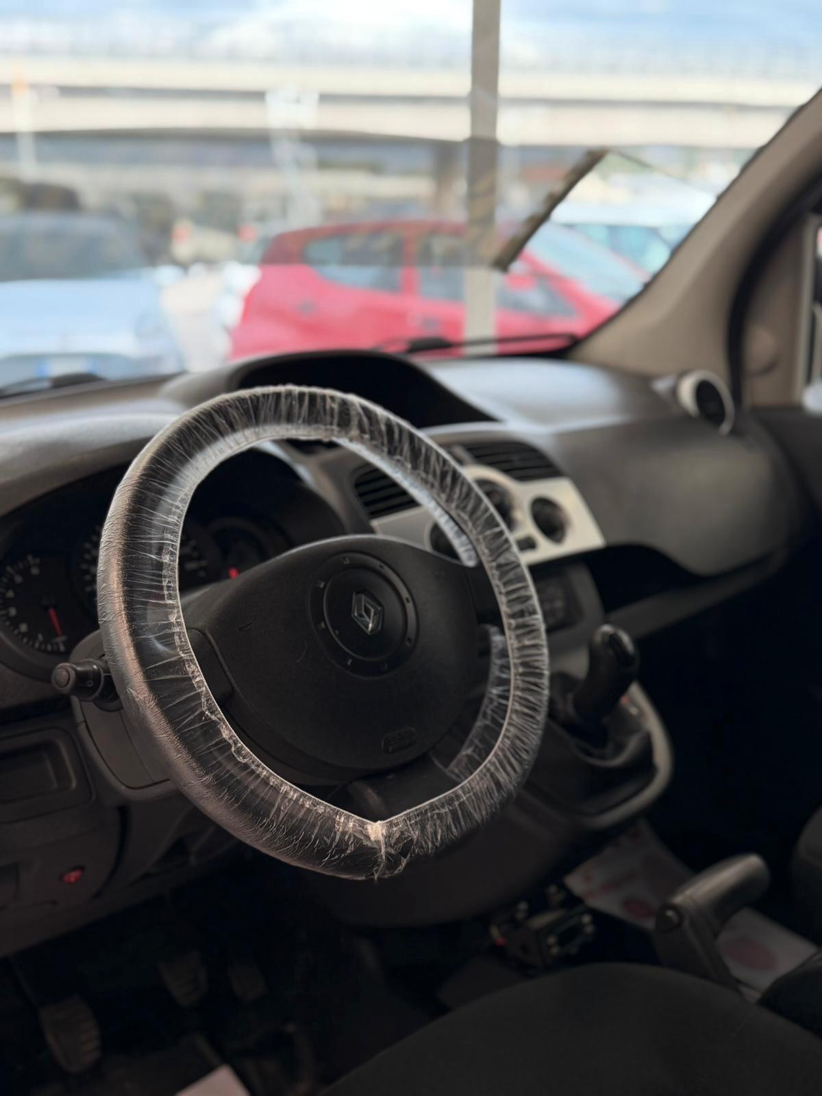 Renault Kangoo 1.5dci Frigorifero 2012