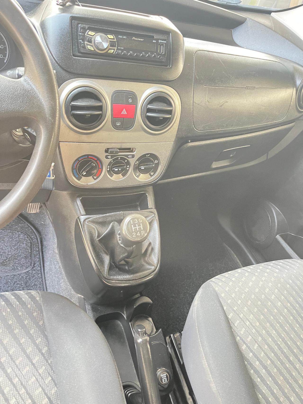 Peugeot Bipper Tepee 1.3 HDi 75 FAP Stop&Start Family - Anche Per Neopatentati