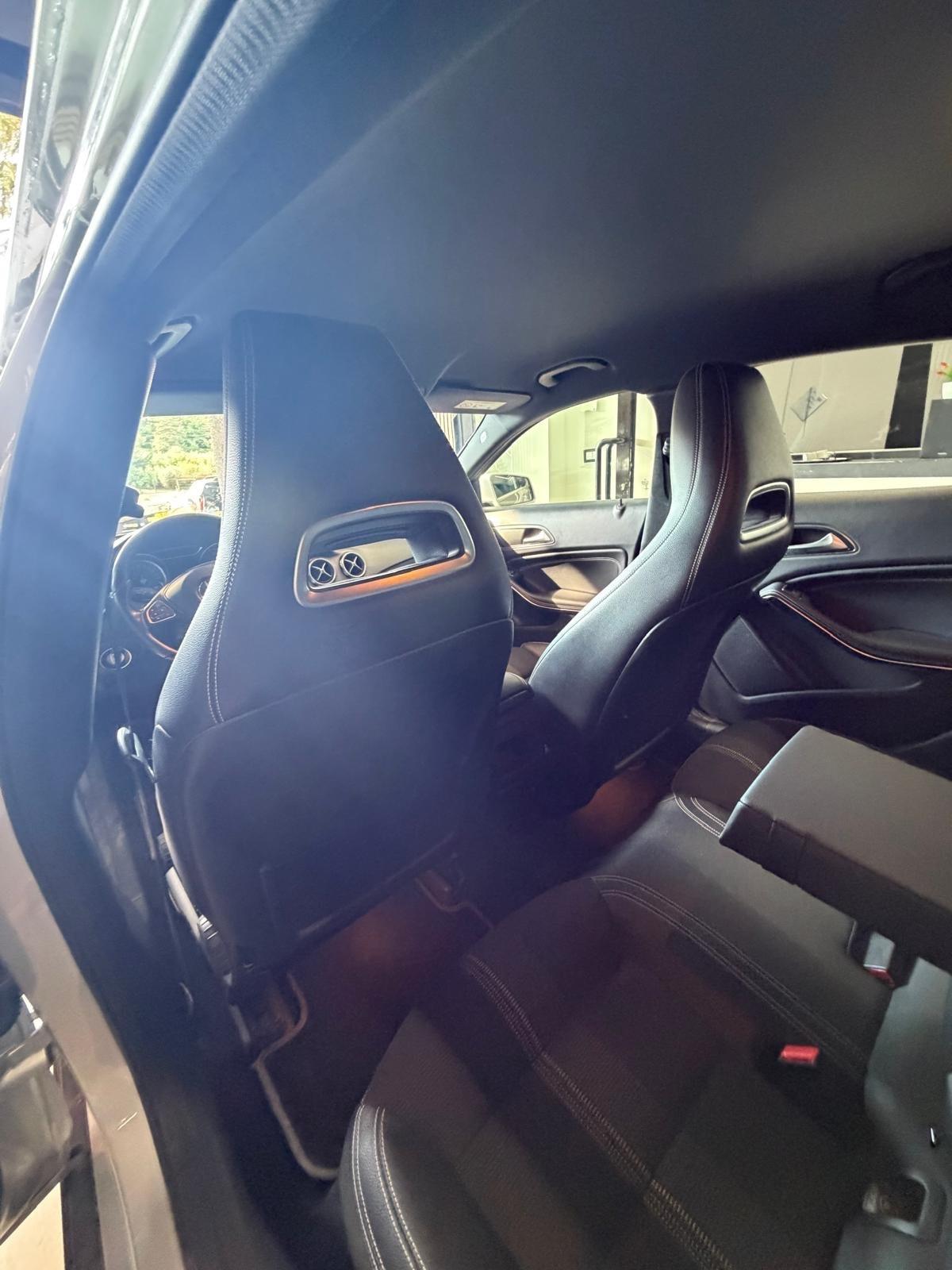 Mercedes-benz GLA 200 d Premium