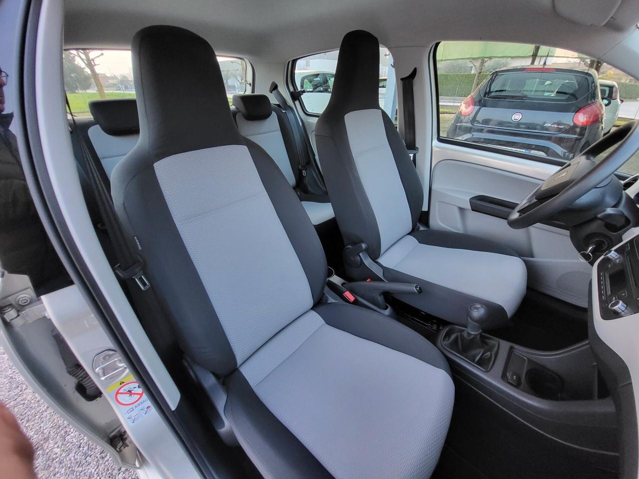 Seat Mii 1.0 68 CV 5 porte Chic Ecofuel