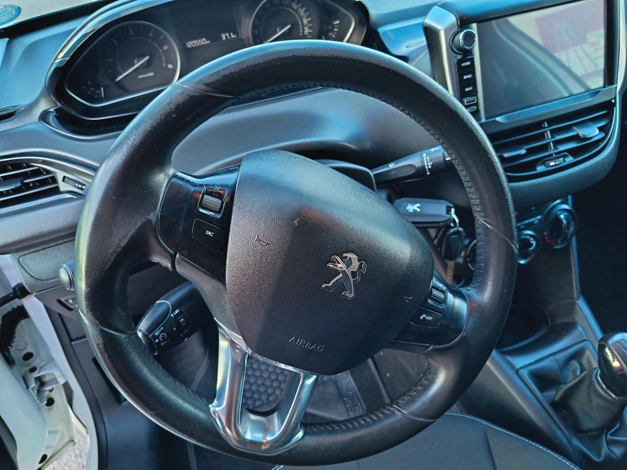 Peugeot 208 1.6 diesel NEOPATENT 120.000KM