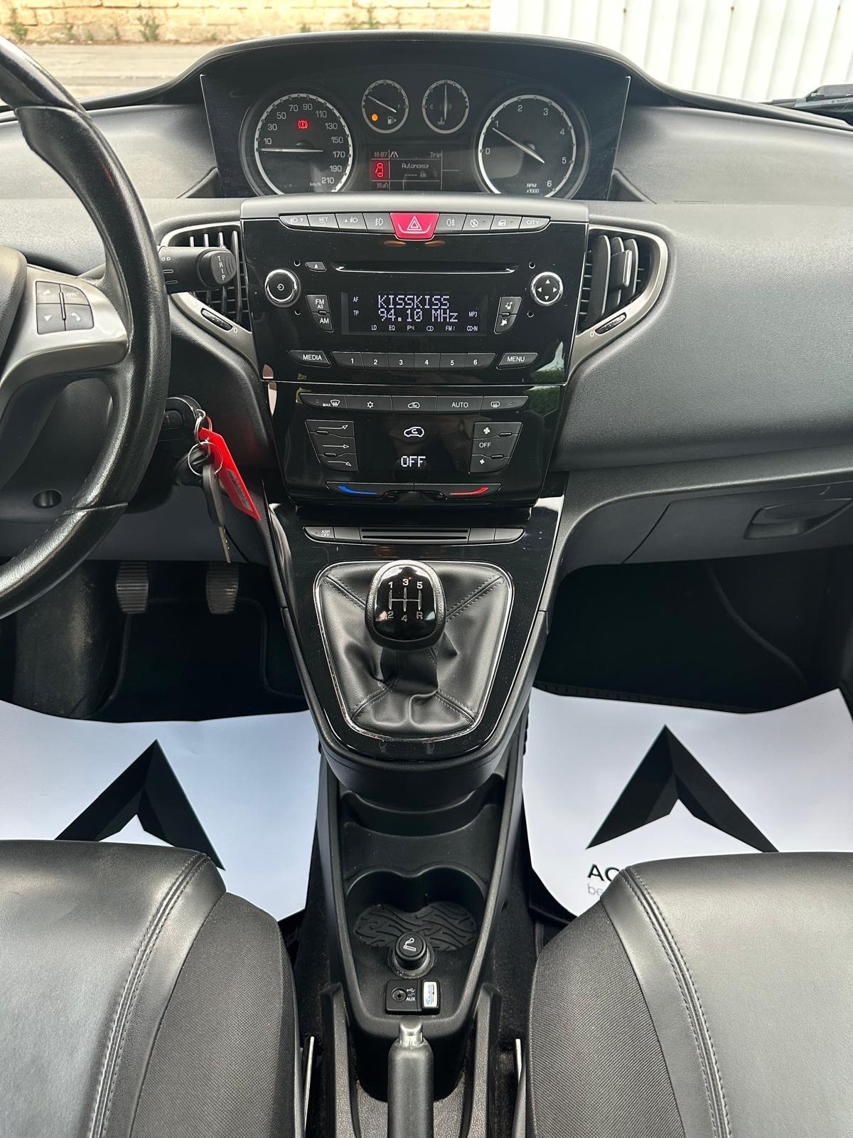 Lancia Ypsilon 1.3 MJT 16V 95 CV 5 porte S&S Platinum