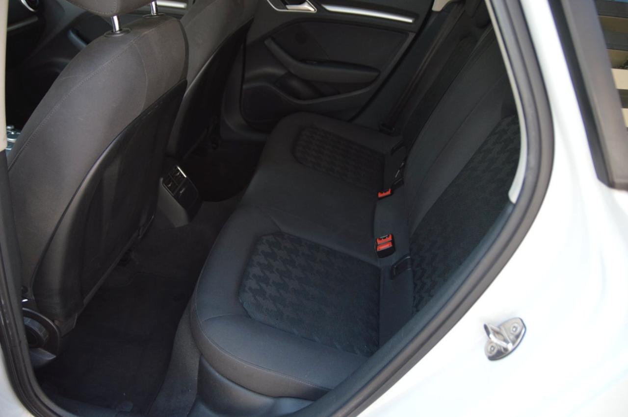 Audi A3 Sportback 1.2 tfsi Business 110cv s-tronic E6