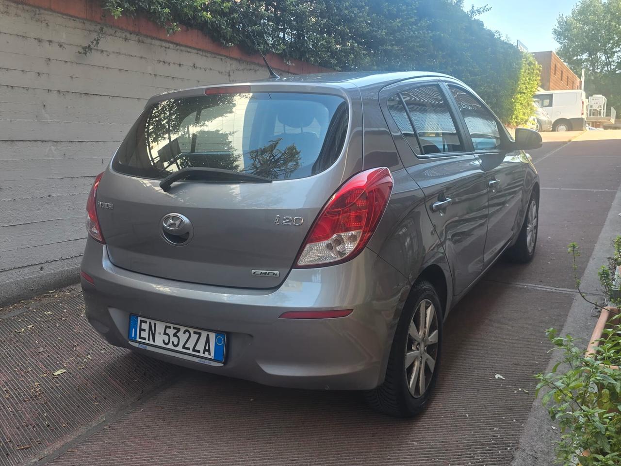 Hyundai i20 1.1 CRDi 5p. Sound Edition - Doppio treno di gomme