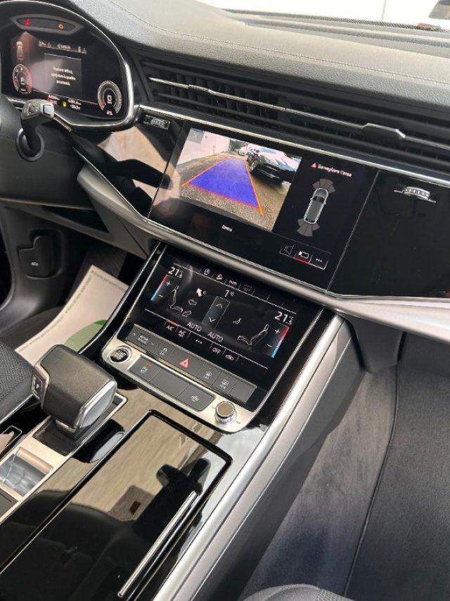 AUDI Q8 45 TDI quattro tiptronic
