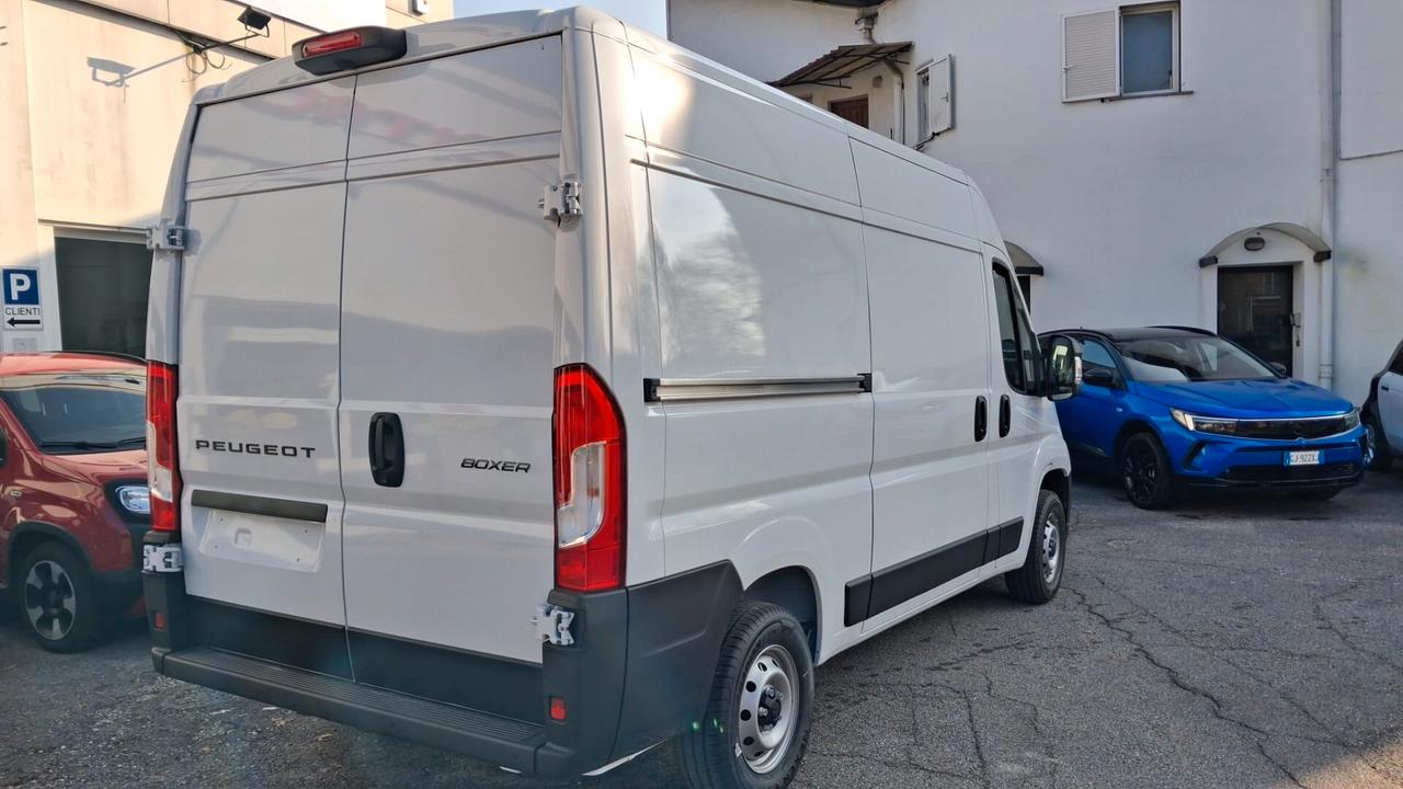Peugeot Boxer 2.2 BlueHDi 120 L2H2