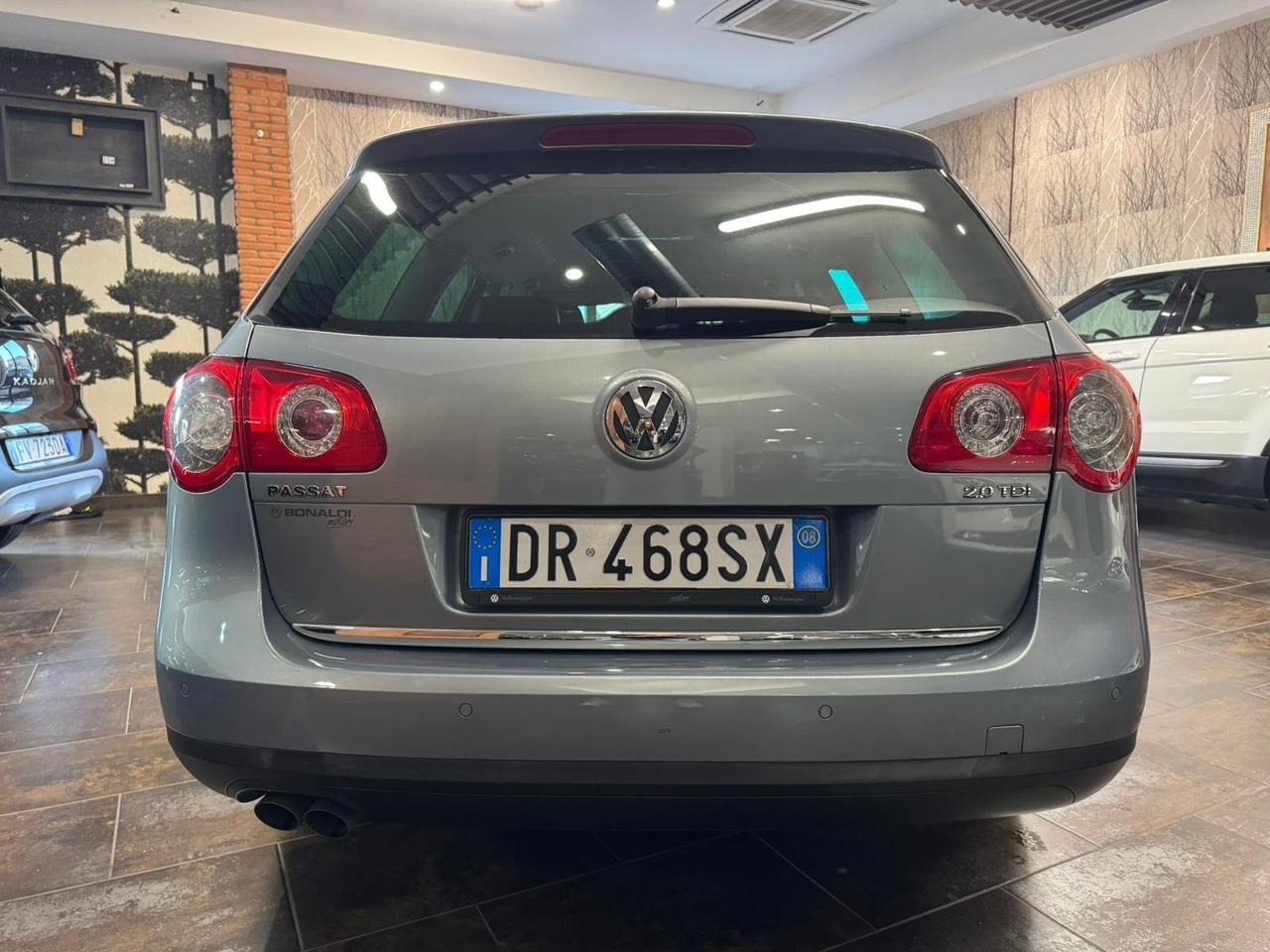 Volkswagen Passat 2.0 TDI DPF Var. Highline