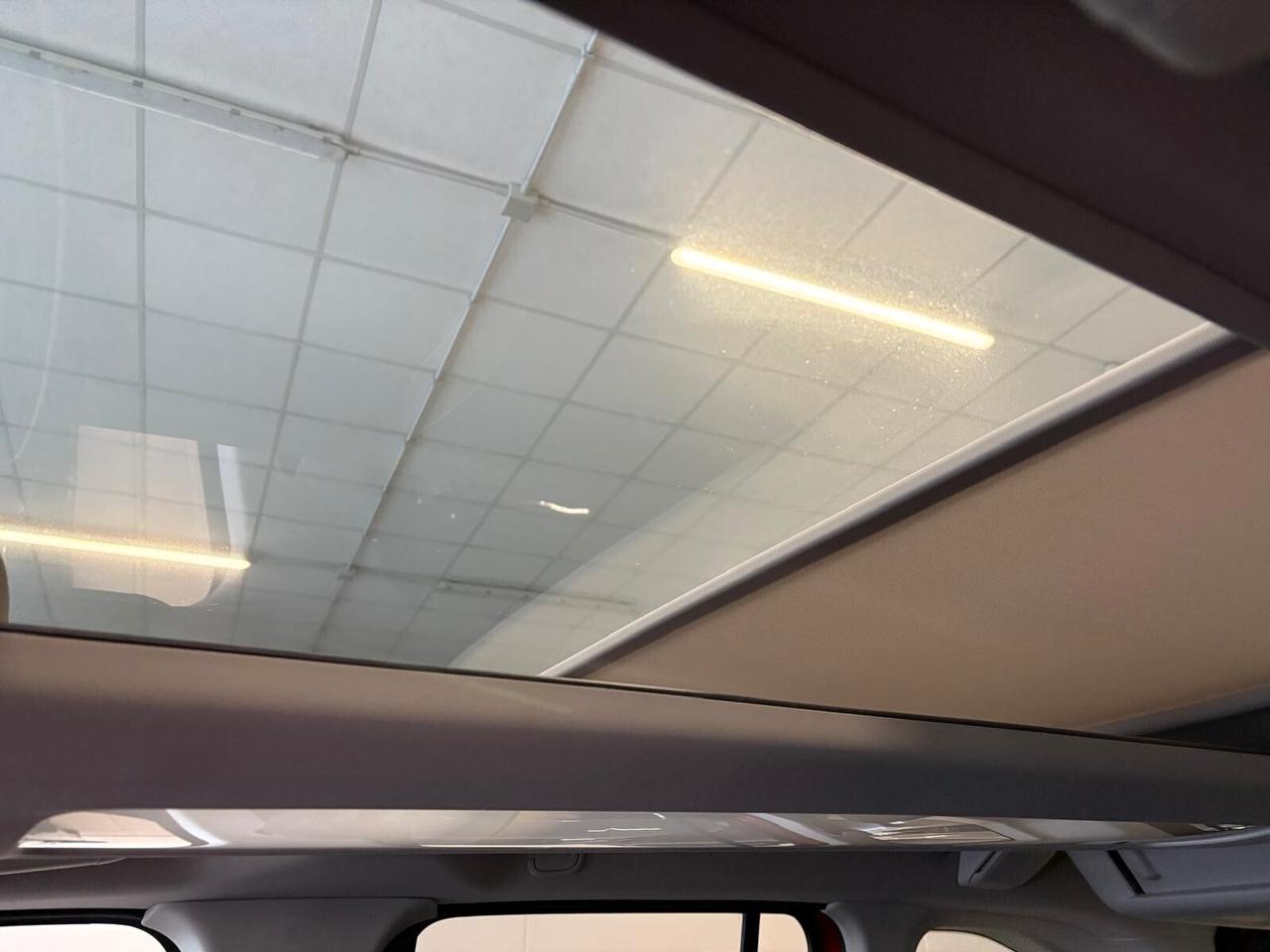 Peugeot Rifter GT motore elettrico 136 CV 50kWh SPOTICAR