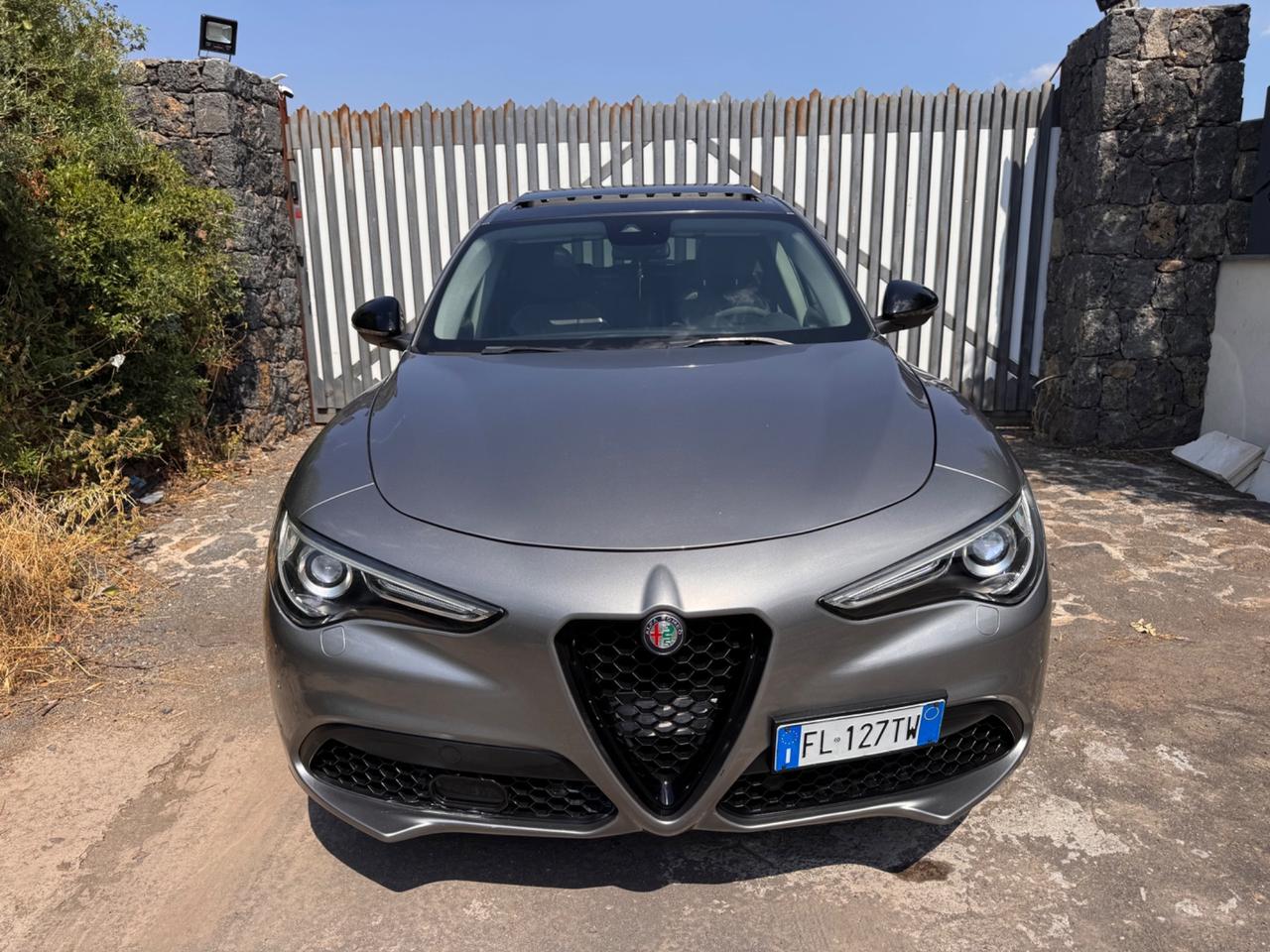 Alfa Romeo Stelvio 2.0 Turbo benzina 280cv