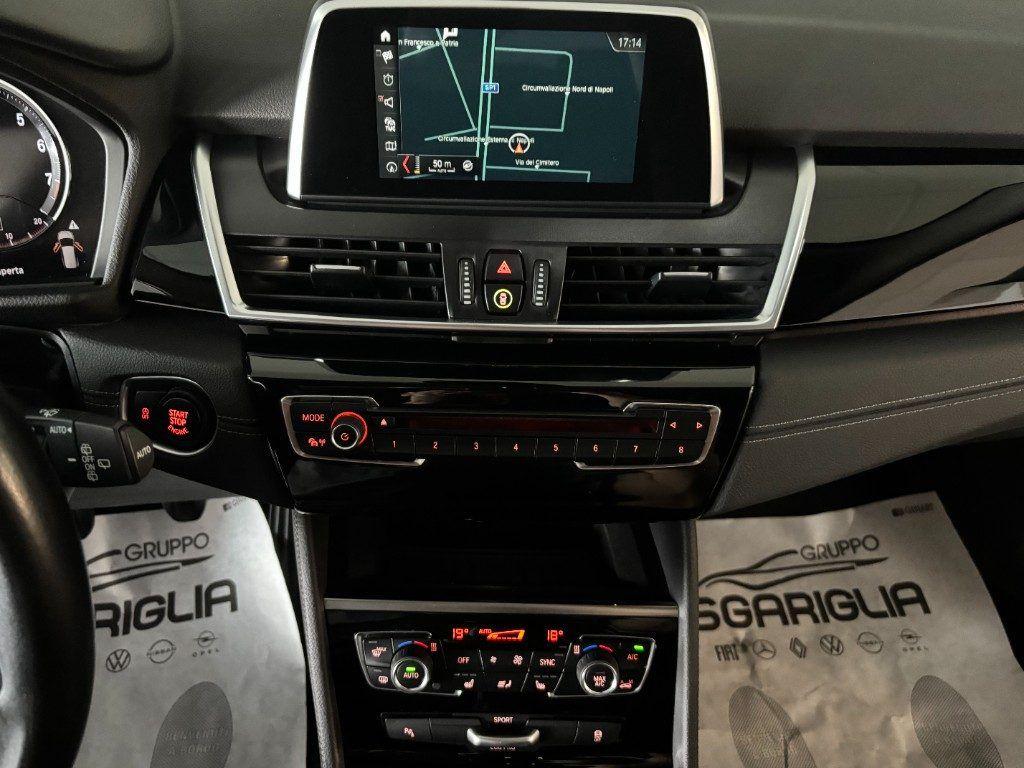 BMW 216 i Gran Tourer Advantage Full Optional