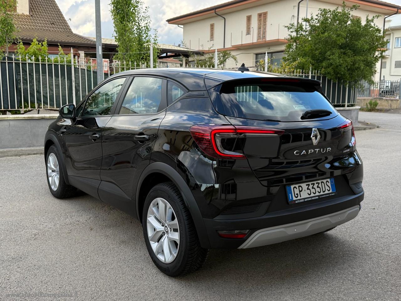 RENAULT Captur TCe 140 CV EVOLUTION