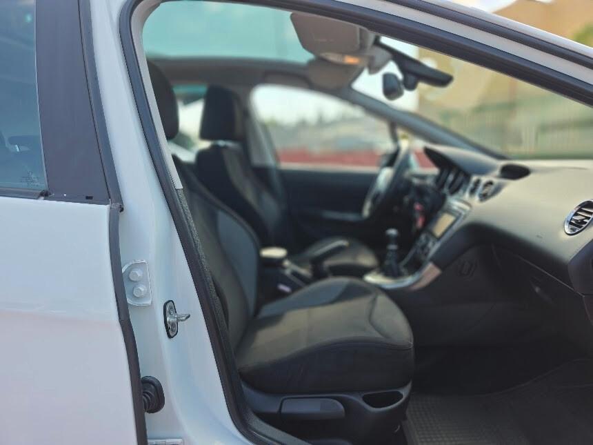 Peugeot 308 1.6 HDi 90CV 5p. Tecno