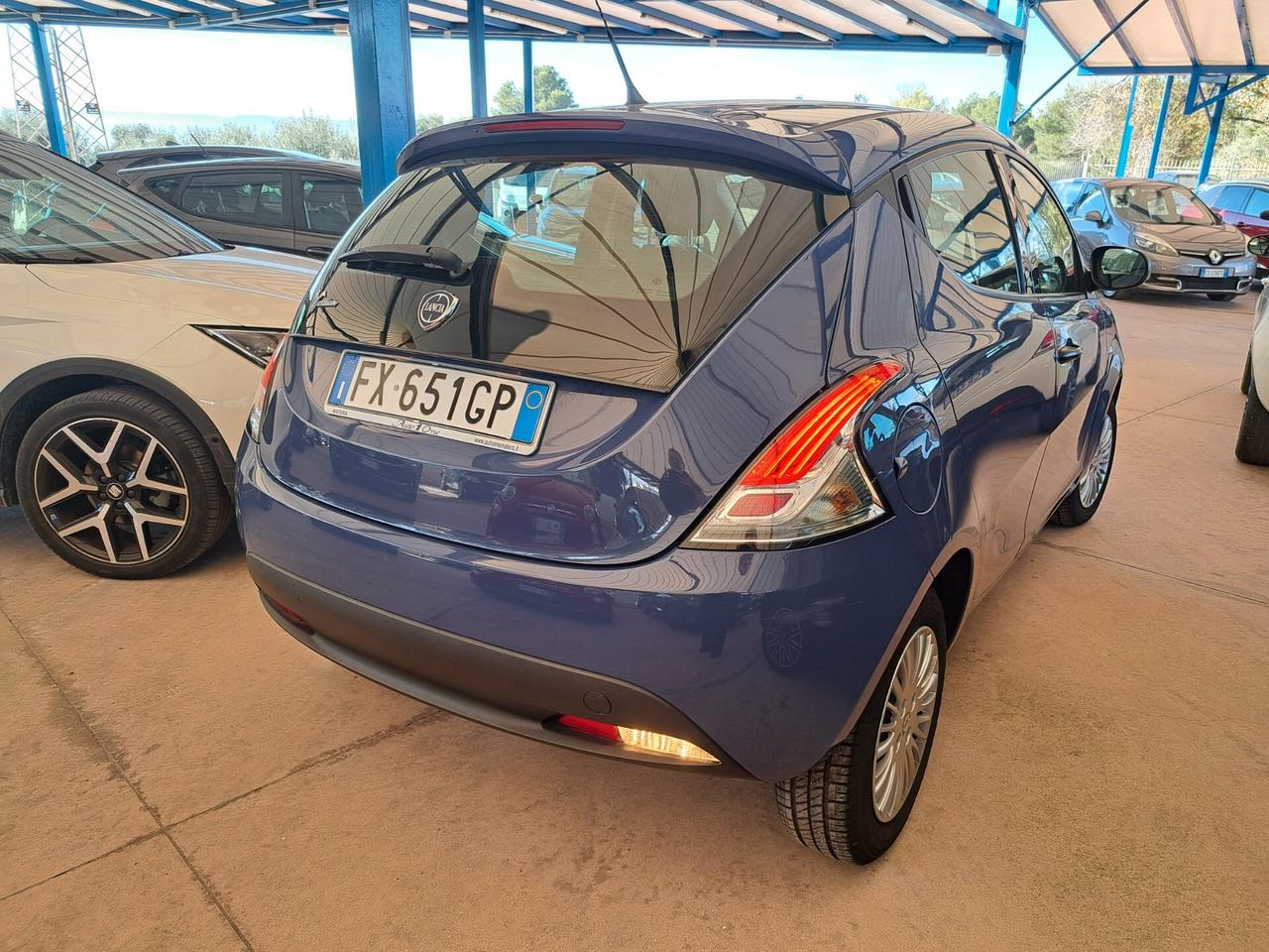 Lancia Ypsilon 1.2 69 CV 5 porte S&S Elefantino
