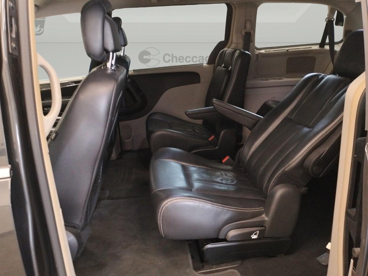 Lancia Voyager 2.8 Turbodiesel Platinum 177 CV