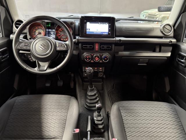 SUZUKI Jimny 1.5 5MT Top