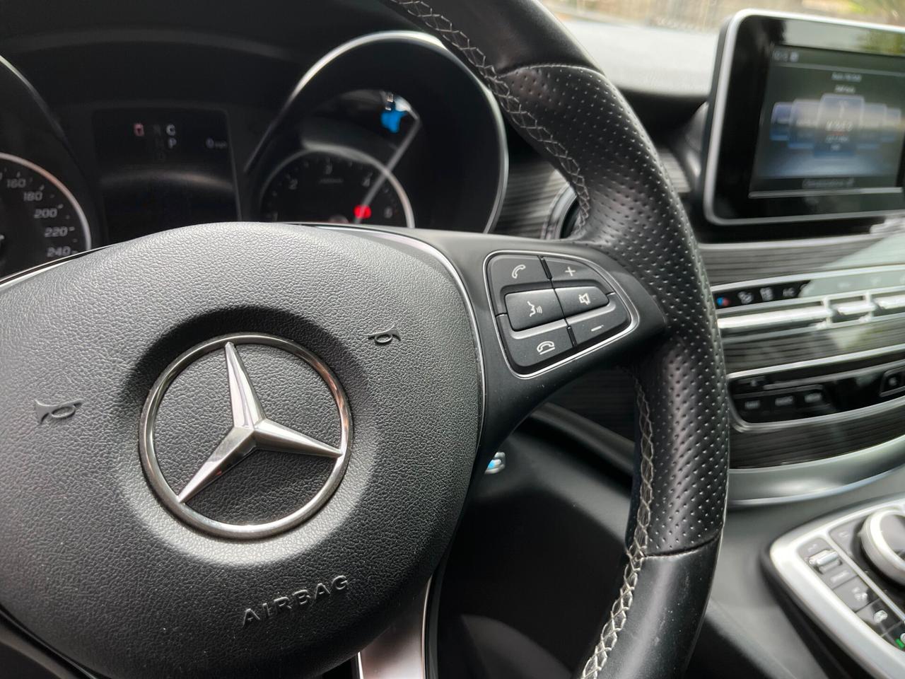 MERCEDES-BENZ V 250 d Automatic 4Matic Sport Compact