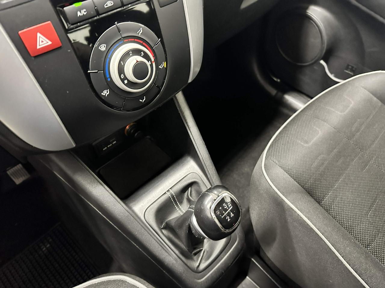 Kia Venga 1.4 cvvt LX Easy