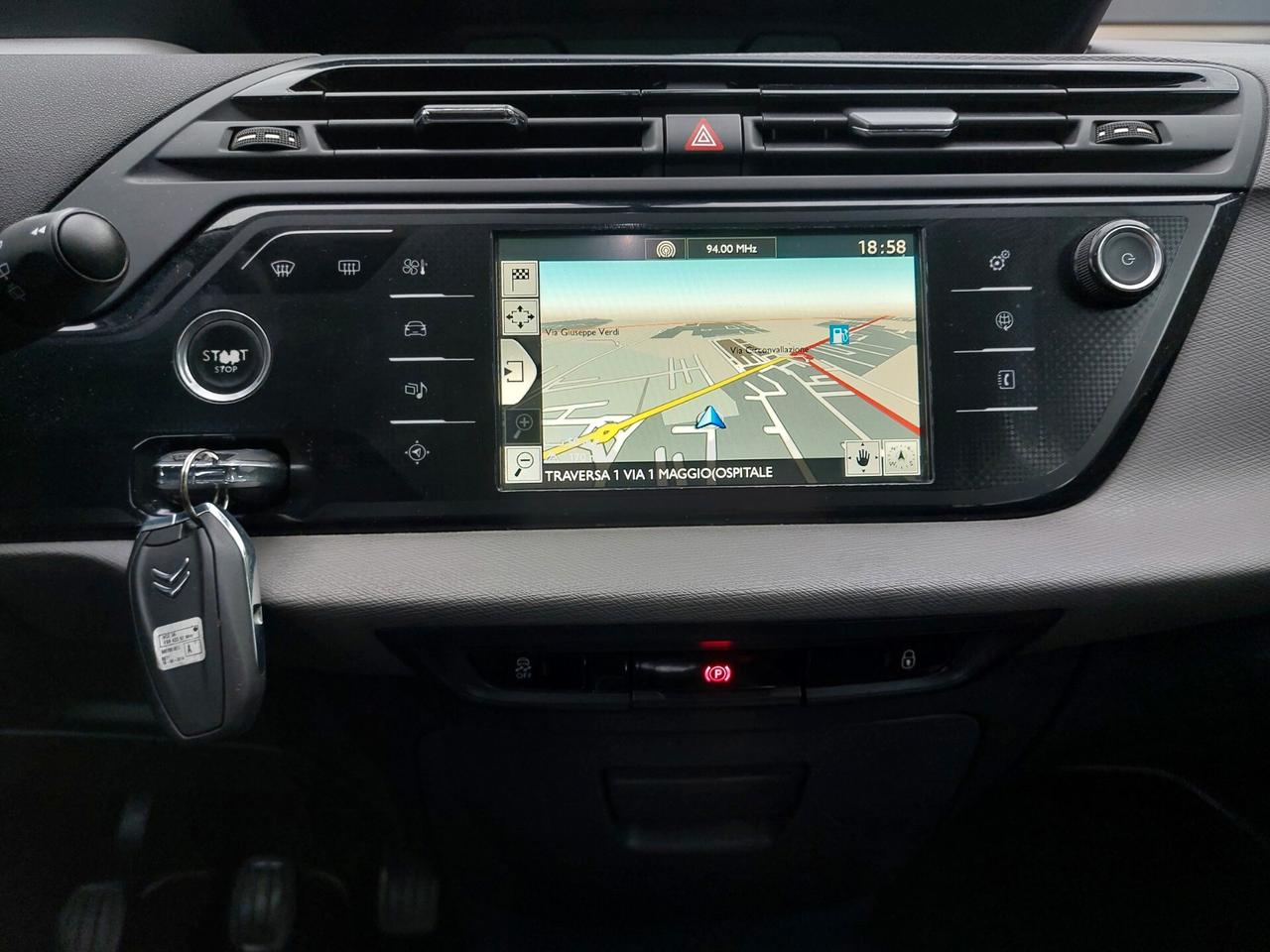 Citroen C4 1.6HDi 115 Exclusive neopatentati anno 2015