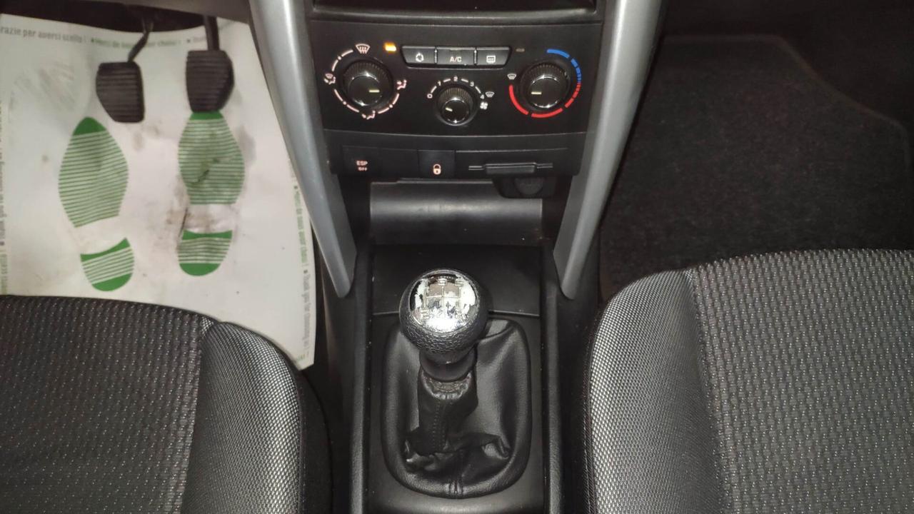 Peugeot 207 1.4 HDi 68CV 5p. Sweet Years