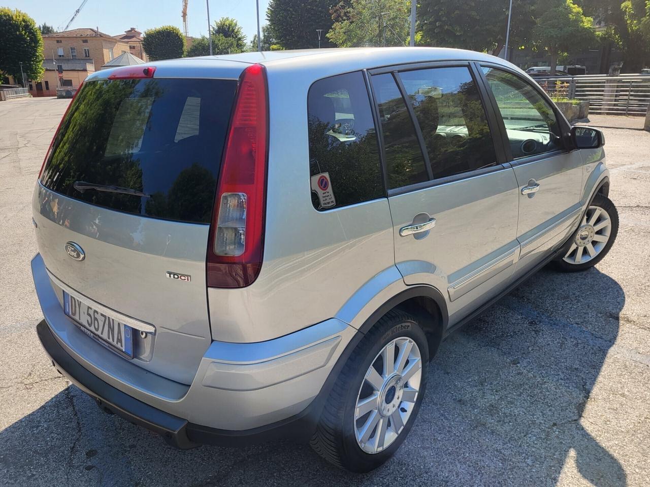 FORD FUSION 1,4 TDCi-GANCIO TRAINO-PORTAPACCHI