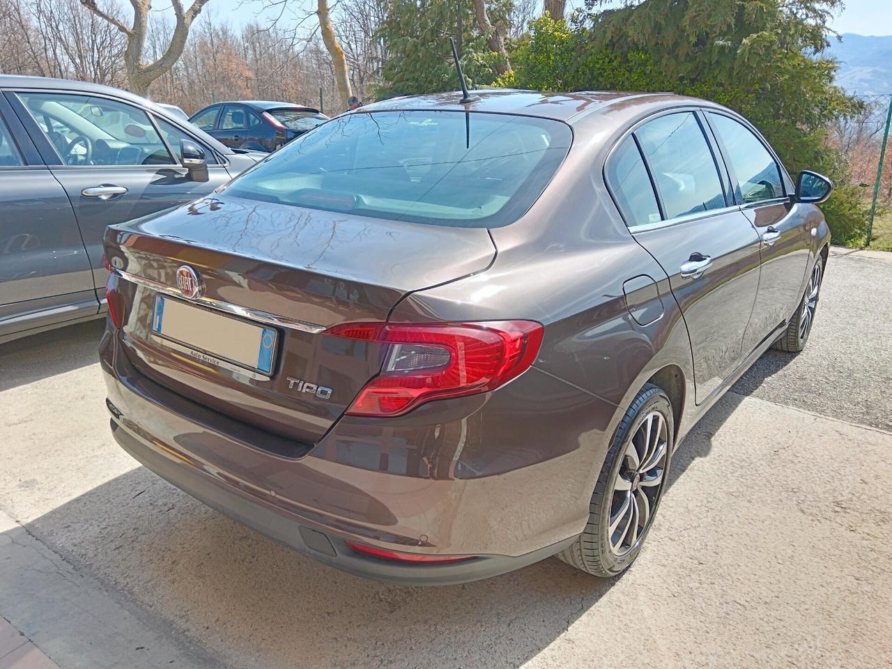Fiat Tipo 1.6 MJT 120CV 4P NAVI RETROCAMERA