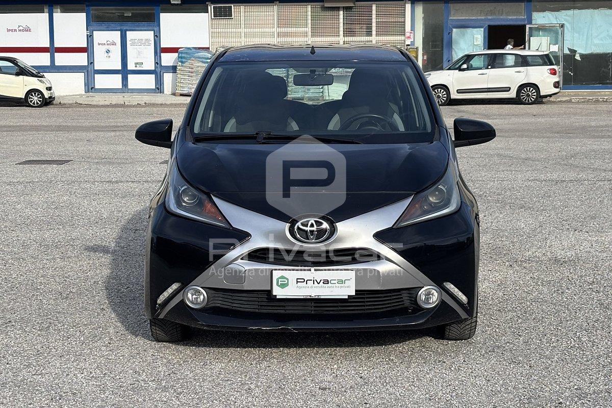 TOYOTA Aygo 1.0 VVT-i 69 CV 5 porte x-cool MMT