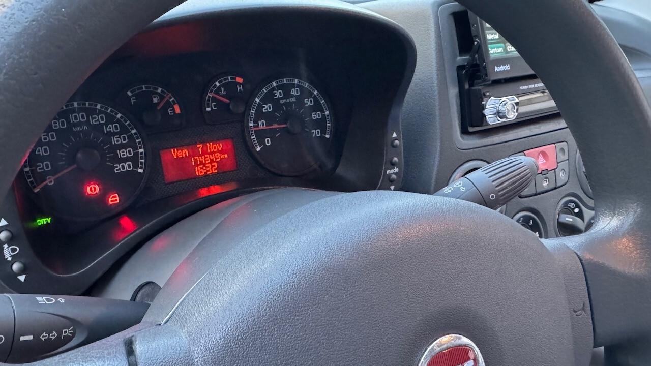 Fiat Panda 1.2 Dynamic Natural Power Ok neo patentati