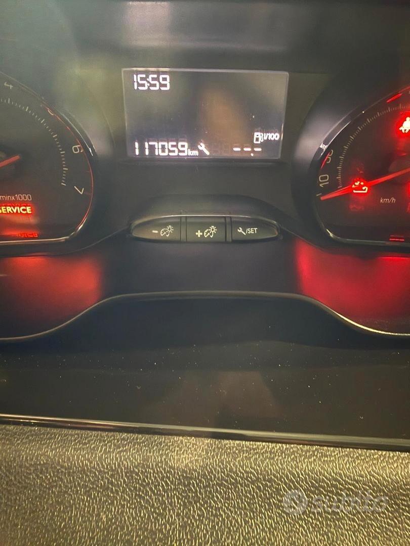 PEUGEOT 208 - 2014 - 117000 KM - BENZINA -NEOPATENTATI
