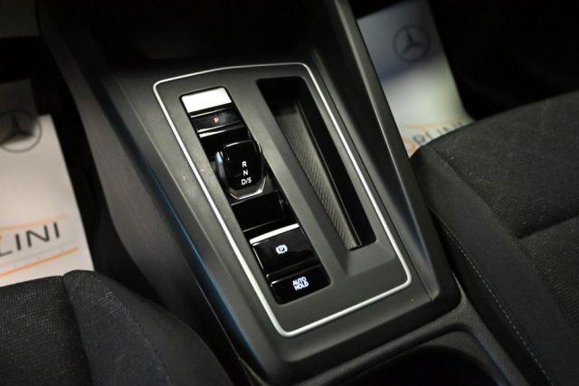 VOLKSWAGEN Golf 8 2.0 TDI STYLE 115CV DSG NAVI FULL X NEOPATENTATI