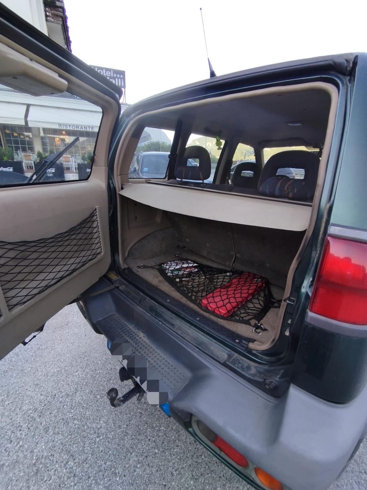 Nissan Terrano II 2.7 TD 3 porte Europe