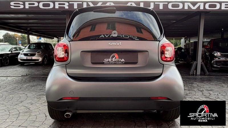 smart fortwo PACCHETTO SPORT OPACA RATA MENSILE 210,00 EURO fortwo 70 1.0 Passion