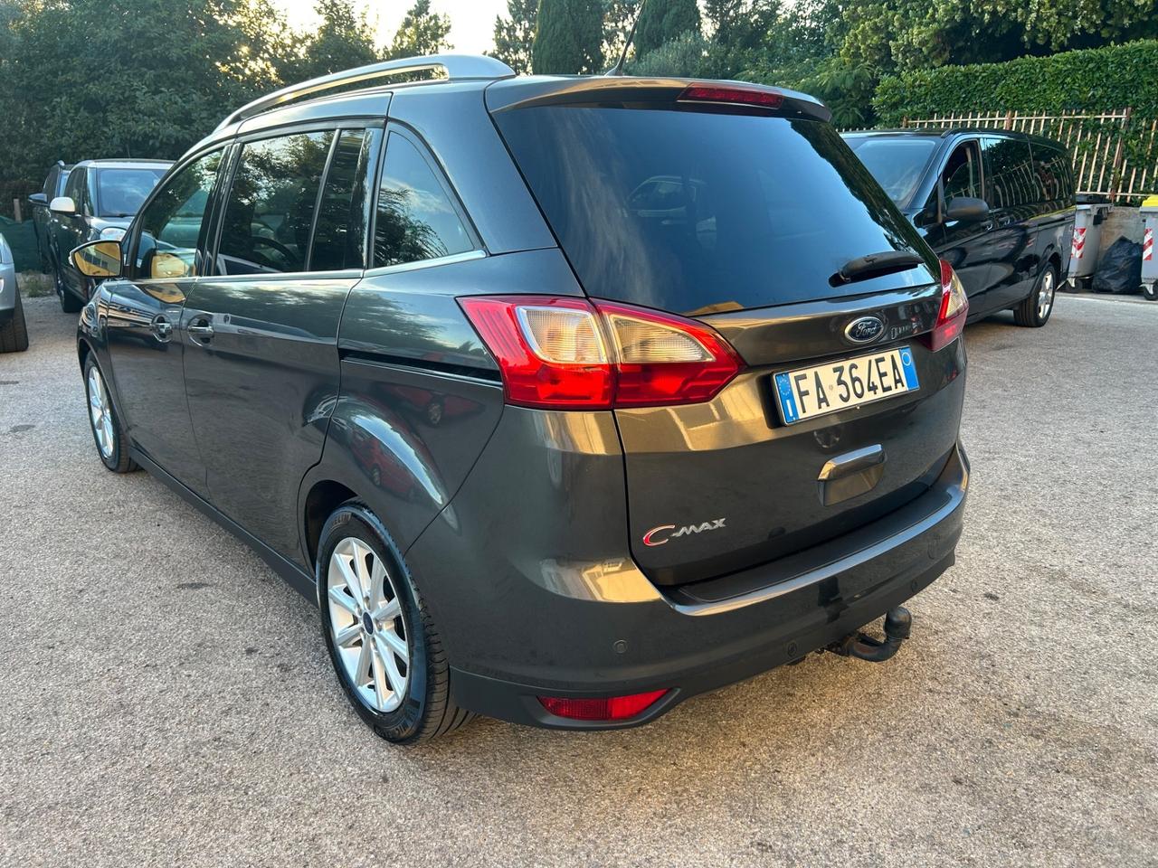 Ford C-Max7 1.5 TDCi 120CV 7 Posti Gancio Traino