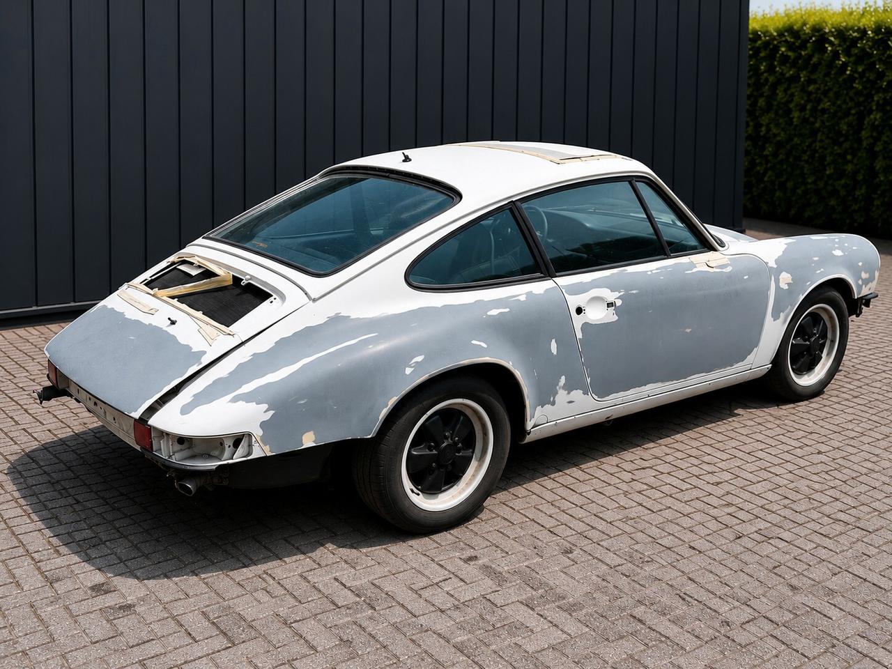 Porsche 911 Carrera 3.2 Coupé 231 cv