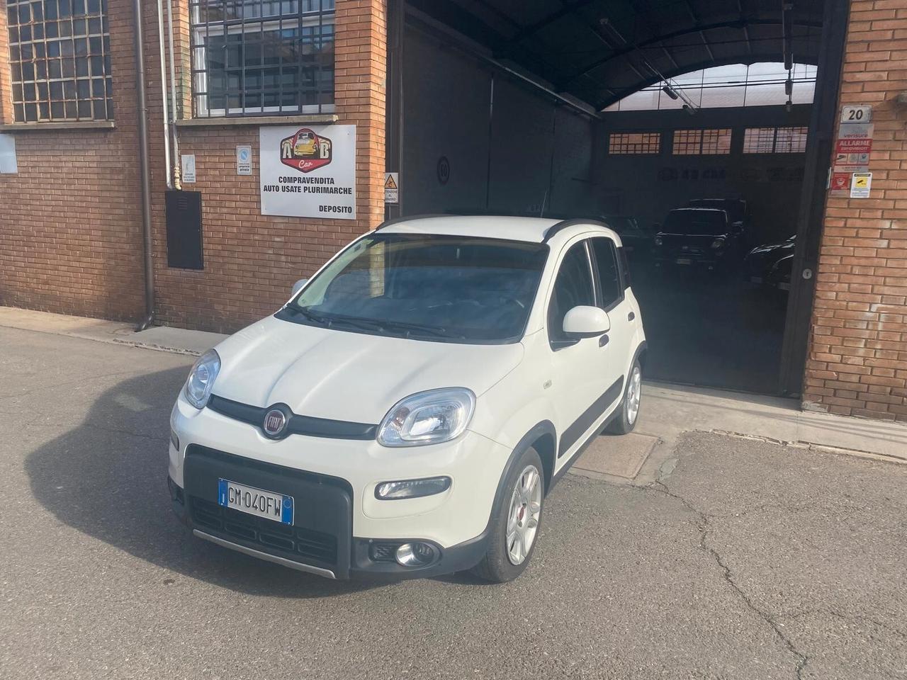 Fiat Panda 1.0 70 cv Hybrid City Life - 1 PROP. - OK NEOP. - GARANZIA 12 MESI