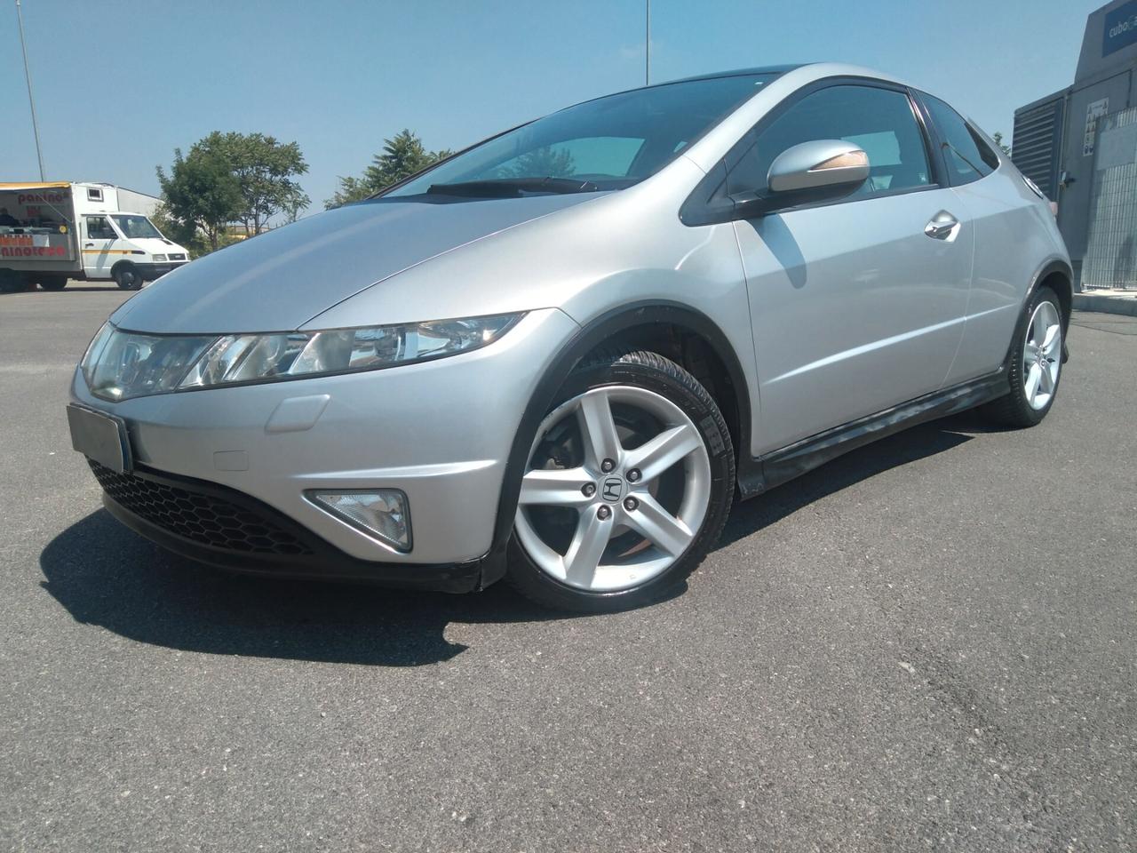 Honda Civic 2.2 i-CTDi 3p. Type S DPF LE x neopatentati