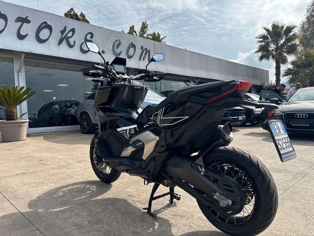 Honda X-ADV 750 2021 / KM 29.000 Tua a solo 79 Euro al mese