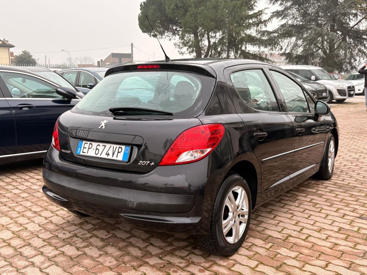 Peugeot 207 Plus 1.4 8V 75CV 5p. ECO GPL