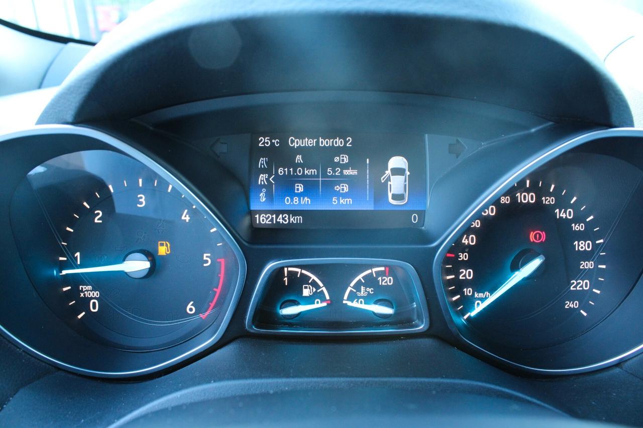 Ford Kuga 1.5 TDCI 120 CV S&S 2WD ST-Line