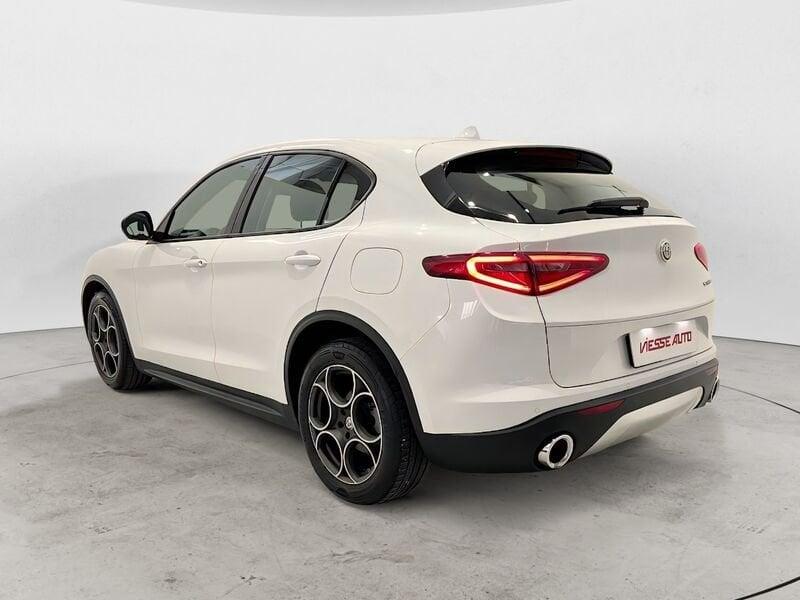 Alfa Romeo Stelvio Stelvio 2.2 Turbodiesel 180 CV AT8 RWD Super