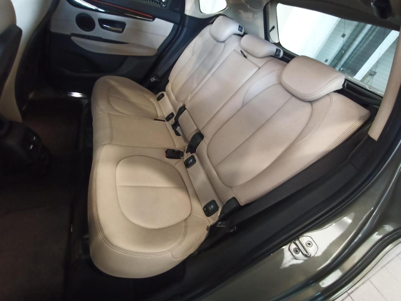 BMW 220 d Active Tourer xdrive Luxury auto