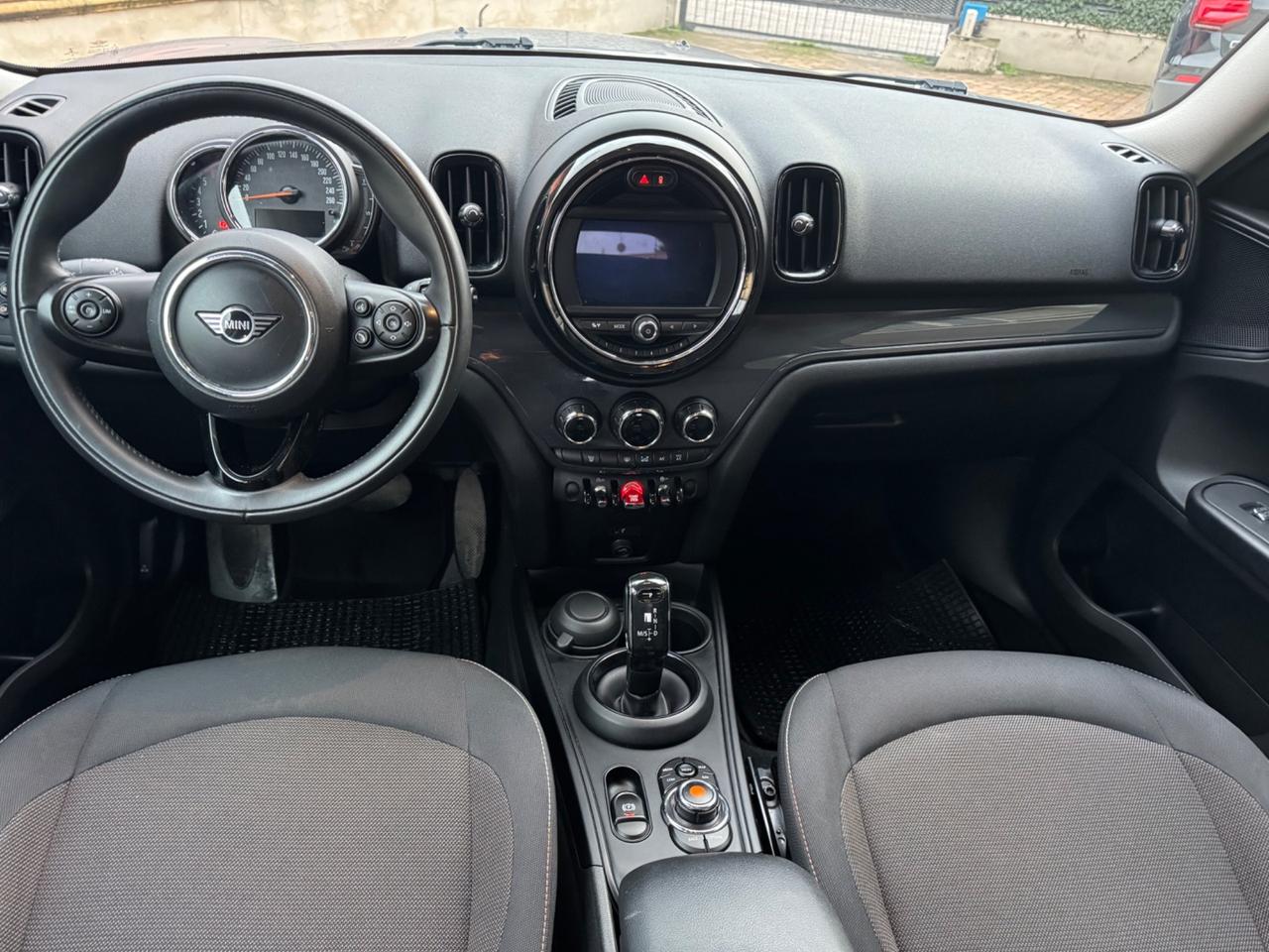 Mini Cooper D Countryman 1.5 One Hype