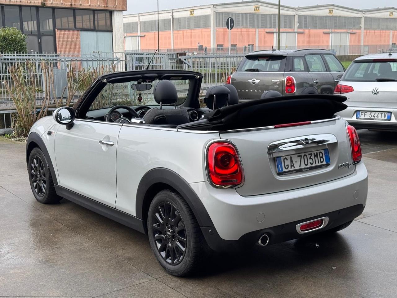 Mini Cooper D Clubman Mini 1.5 Cooper D Hype Cabrio (85 kw)