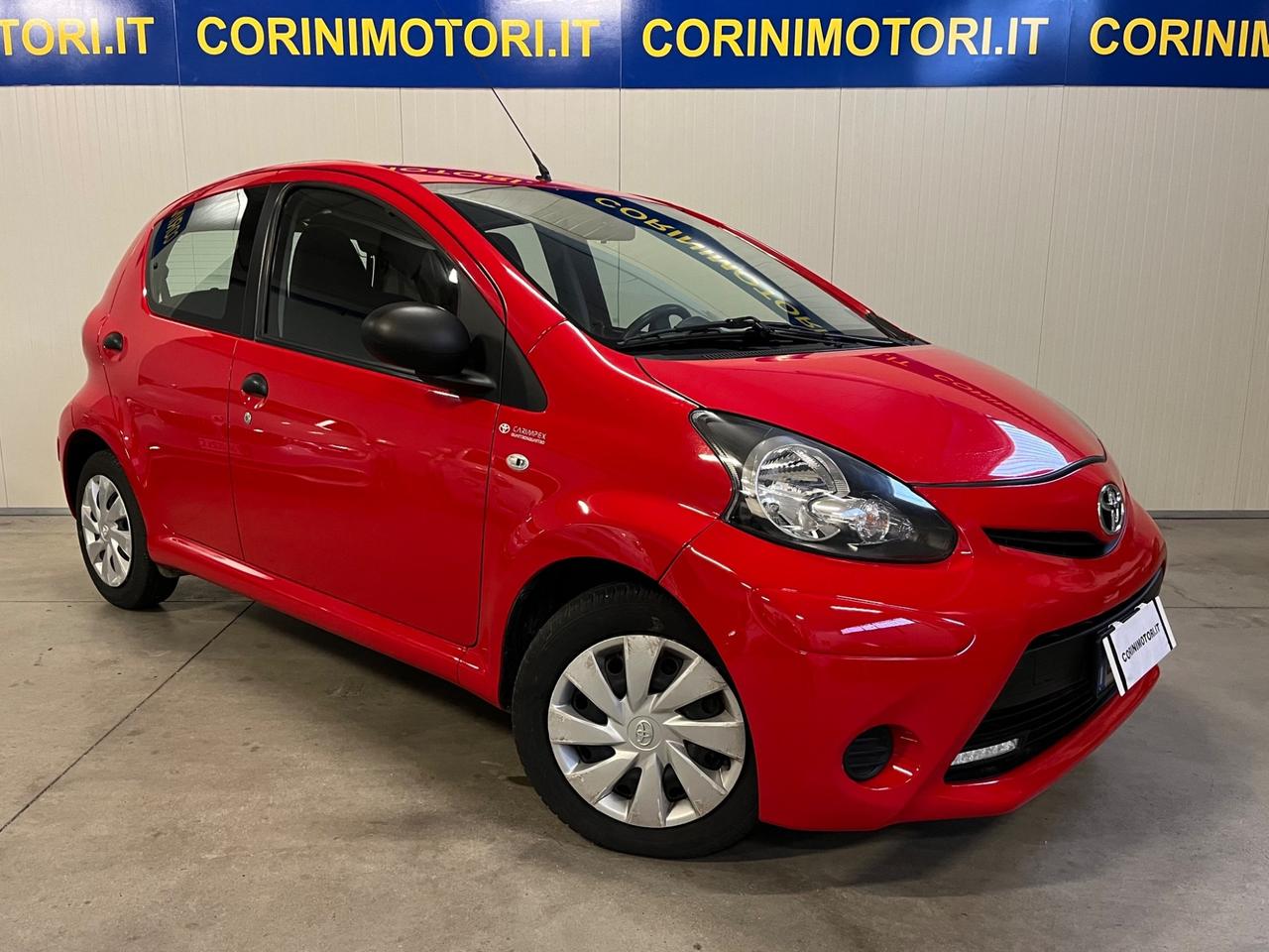 Toyota Aygo 1.0 12V VVT-i 5 porte Active Connect