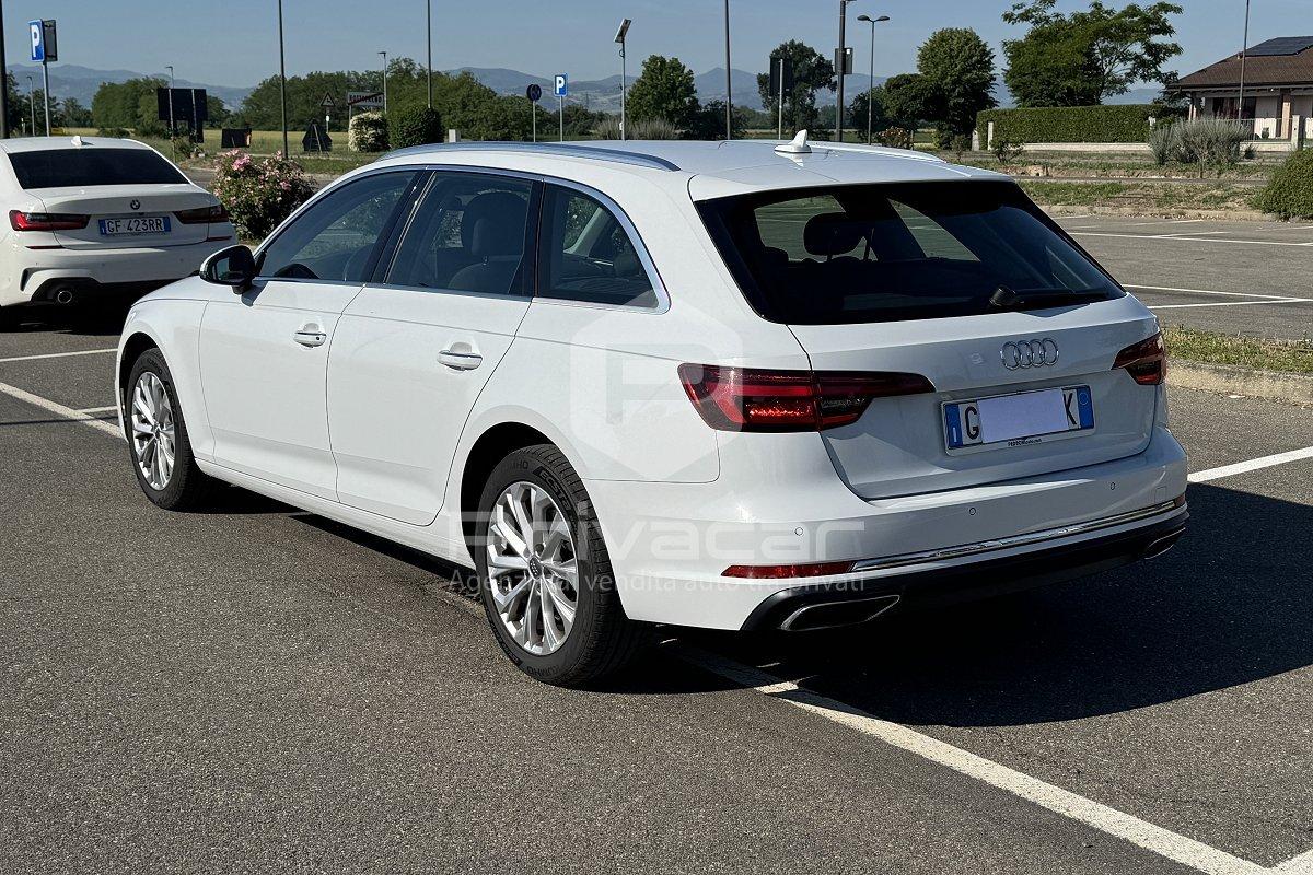 AUDI A4 2.0 TDI 150 CV S tronic Design