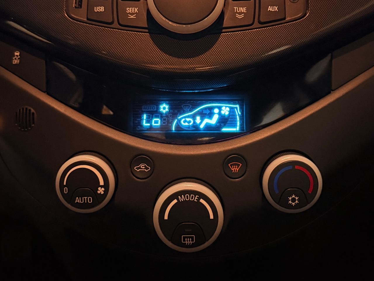 INCREDIBILE CHEVROLET SPARK CON 63.454 KM UNICO PROPRIETARIO