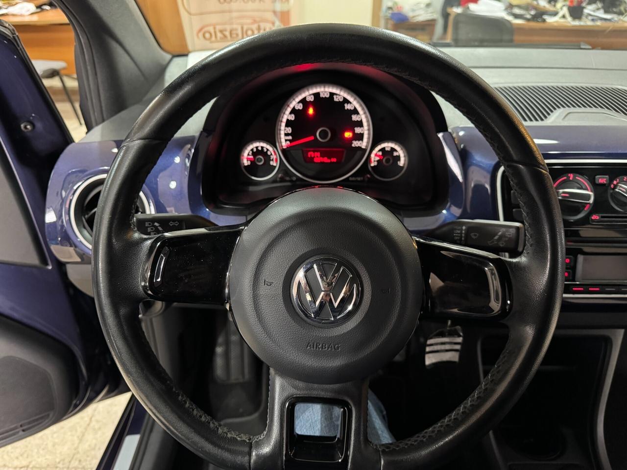 Volkswagen up! 1.0 5p. club 60 cv. OK NEOPATENTATI