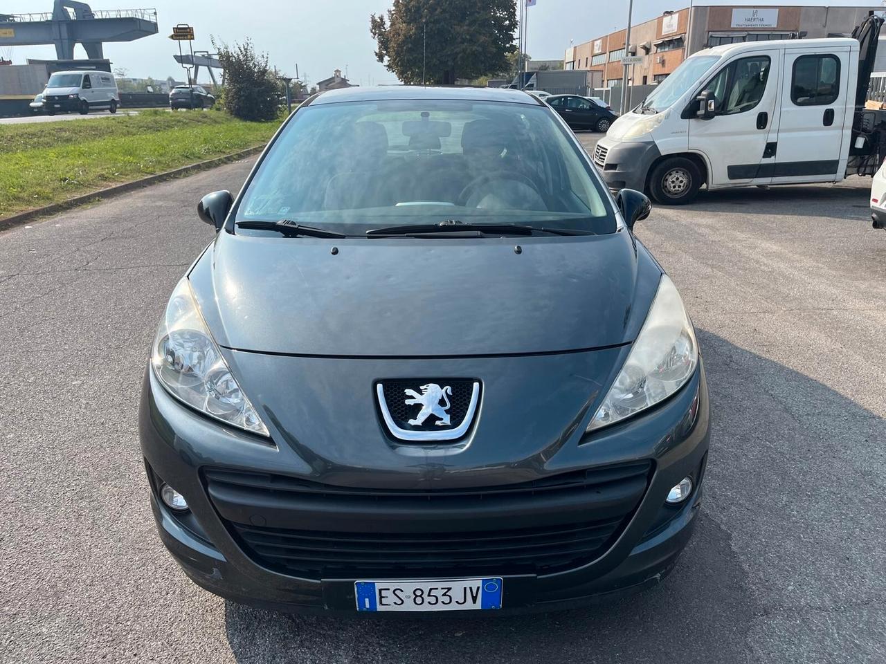 Peugeot 207 Plus 1.4 8V 75CV 3p. ECO GPL