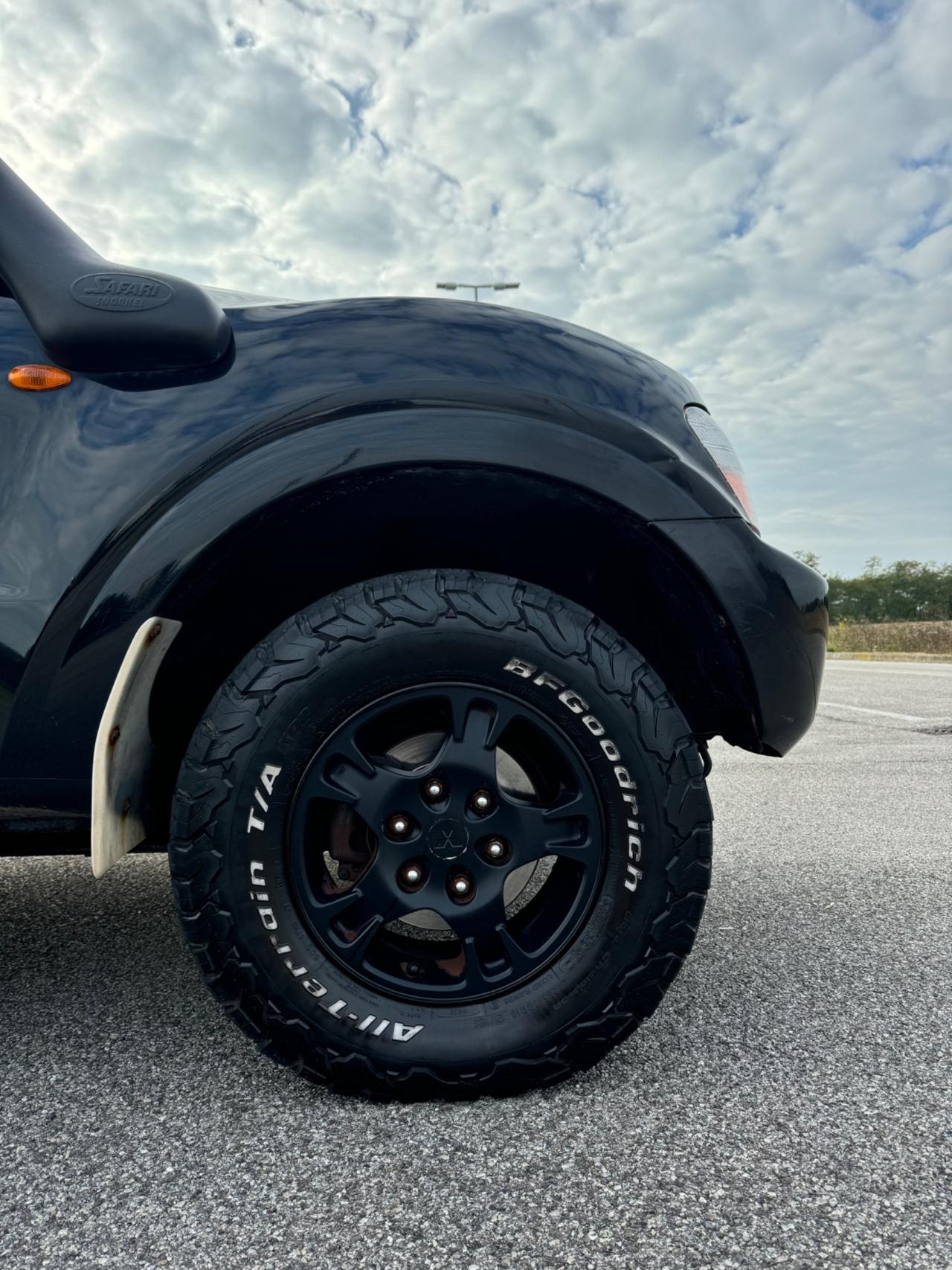 Mitsubishi Pajero 3.2 16V DI-D 3p. GLS2