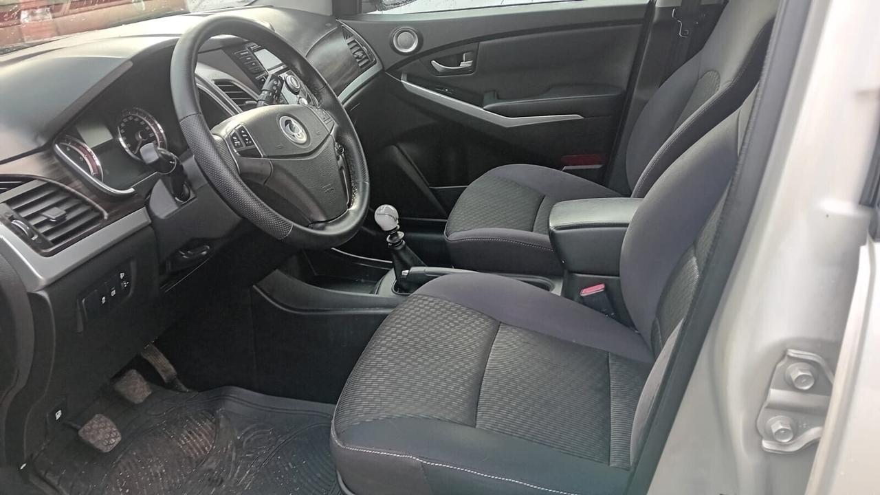 Ssangyong korando 2.0 e-xdi-2wd-2014